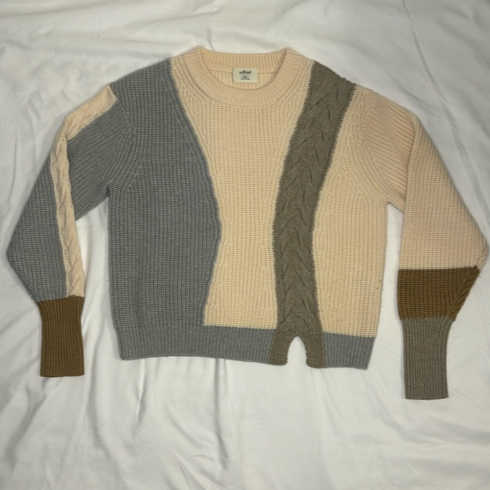 Wilfred Aritzia size XXS merino wool colour block sweater